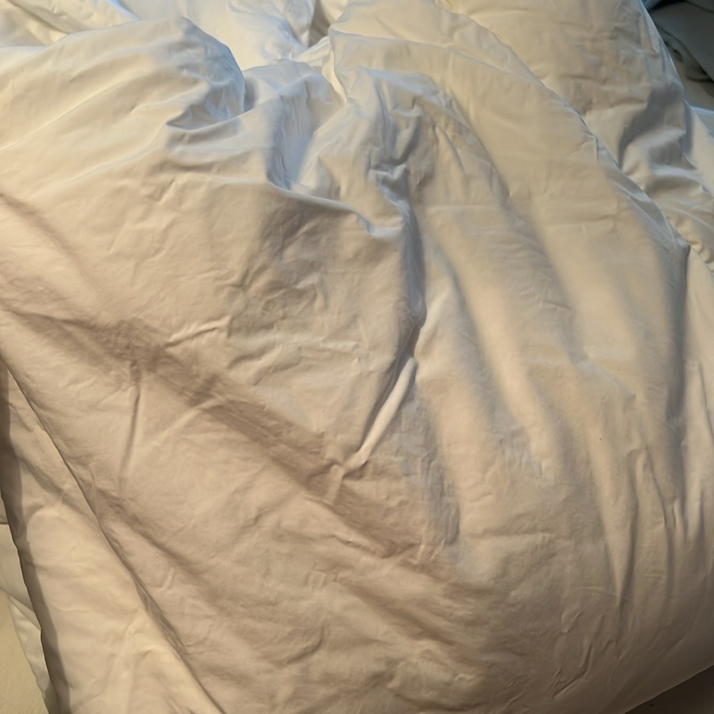 SKIMS White Robe - Picture 8 of 8
